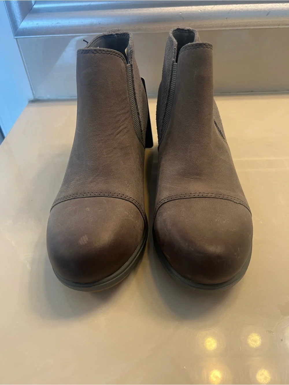NWT Sorel Chelsea waterproof boots size 6 beige:gray